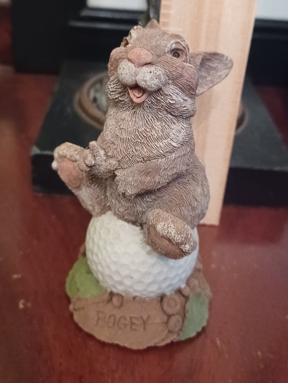 Tim Wolfe Bogey Bunny Rabbit Golf Figurine